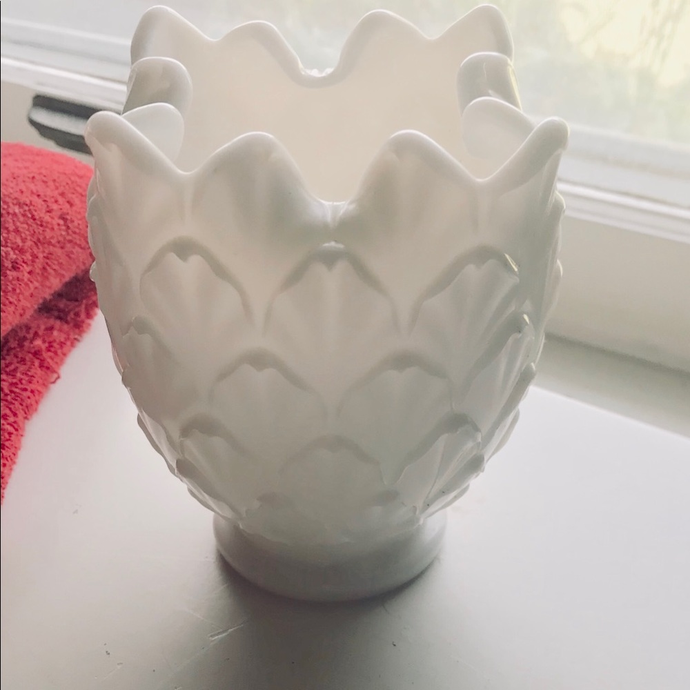 Vintage “artichoke” dish/Planter mint condition